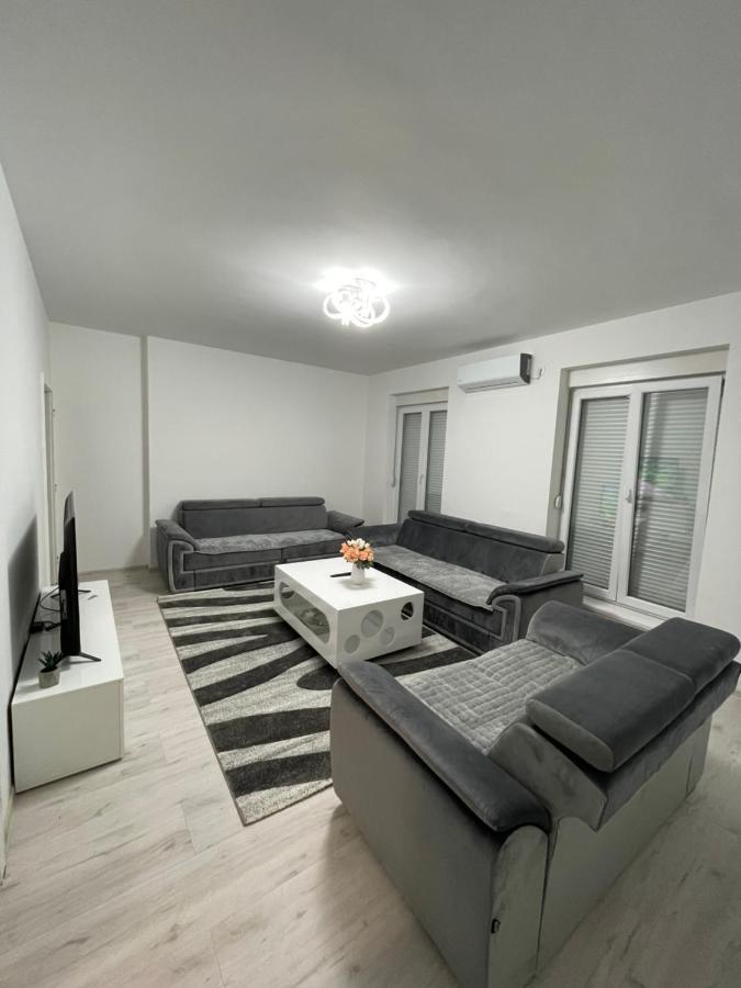 Modern & Cozy 2-Bedroom Vacation Home In Sarajevo Exterior photo